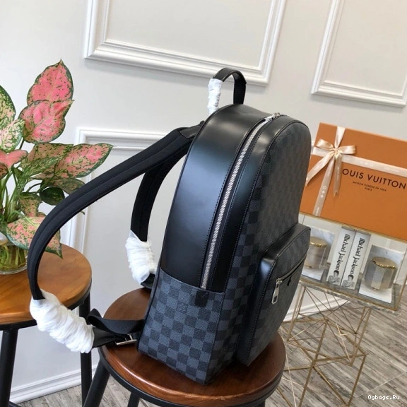 Vuitton Louis JOSH 0130